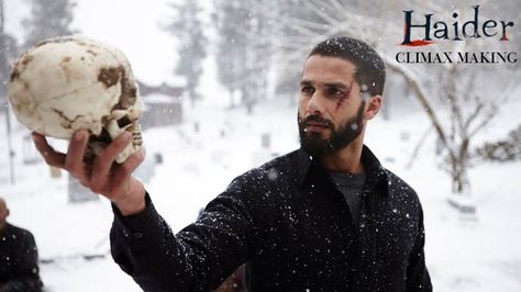 Watch what went behind #Haider’s much talked about climax - http://bit.ly/ZnqrDk Haider Movie