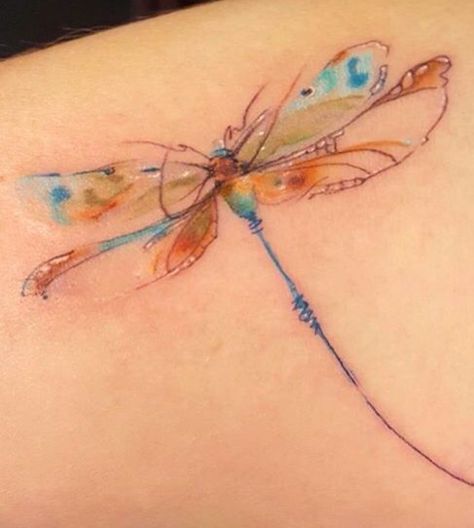 Watercolor Dragonfly Tattoo, Mama Tattoos, Tatoo 3d, Flying Tattoo, Dragonfly Tattoo Design, Watercolor Dragonfly, Dragon Tattoo For Women, Tasteful Tattoos, Inspiration Tattoos