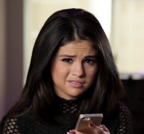 Selena Gomez Funny Face, Sketchbook Faces, Funny Celebrity Memes, Stickers Mood, Selena G, Reaction Face, Reaction Meme, Mood Humor, Very Funny Pictures