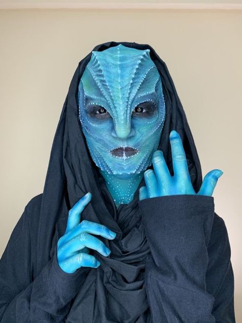 Alien Face Paint, Star Wars Makeup, Dragon Makeup, Gore Makeup, Alien Makeup, Prosthetic Makeup, Bald Cap, Alien Face, Alien Aesthetic