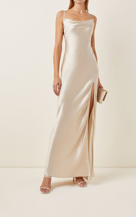 Long Tan Silk Dress, Silk Luxury Dress, Creme Prom Dress, Short Silk Dresses, Plain Silk Dress, Dress Designing Ideas, Silk Dresses Outfit, Silk Dress Design, Satin Outfit