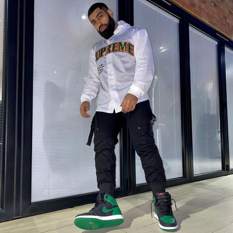 Green Jordan 1 Outfit Men, Pine Green Jordan 1 Outfit, Green Jordan 1 Outfit, Pine Green Jordan 1, Outfits With Jordan 1s, Jordan 1 Outfit Men, Green Jordans, Jordan 1 Outfit, Jordan 1s