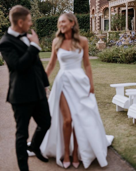 The breathtaking Chantelle gown, as seen on our stunning MH bride Isabel. Our signature gown features a dramatic layered petal… | Instagram Mariana Hardwick, Petal Skirt, South Melbourne, Leg Split, The Modern Bride, Bridal Look, Modern Bride, Bridal Looks, Perfect Dress