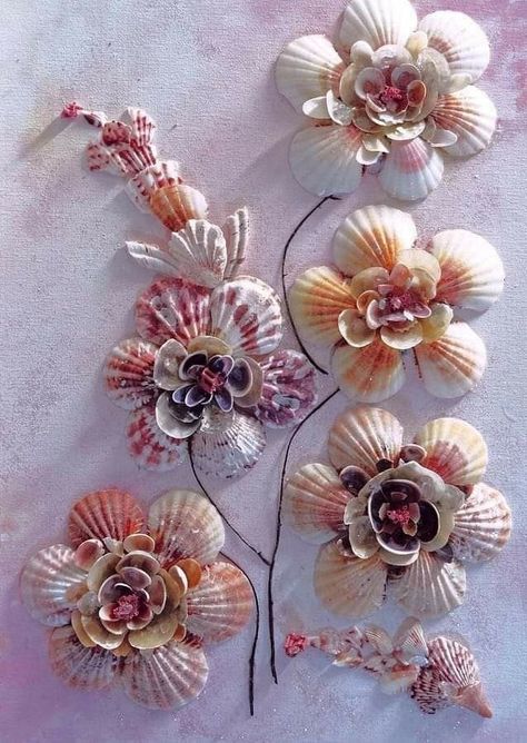 Seashell Flowers, Sea Shells Diy, Art Coquillage, Seashell Projects, Shell Flowers, Shells Diy, Seashell Ornaments, Shell Decorations, Shell Crafts Diy