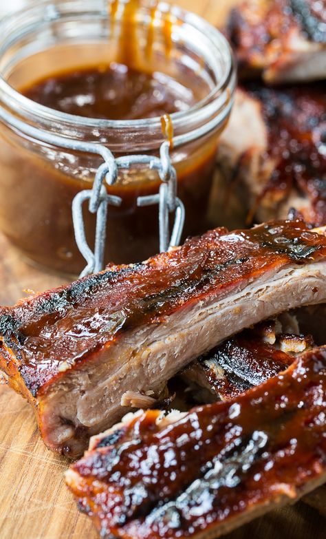 Honey Chipotle Ribs are sweet and spicy and super tender. So easy to make from just a few simple ingredients! Roast Beast, Cookout Menu, Honey Barbecue, Honey Chipotle, Barbecue Pork, Honey Chicken, Bbq Ribs, White Meat, Rib Recipes