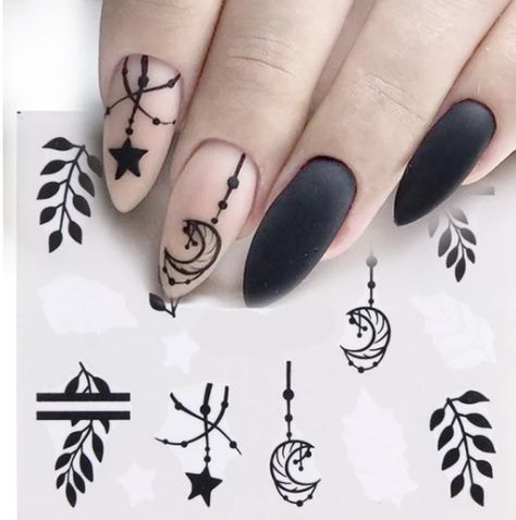 Pumpkin Nail Art, Nail Art Halloween, Witch Nails, Nail Water Decals, Witchy Nails, Water Nails, Golden Nails, Sticker Flower, Manicure Nail Art