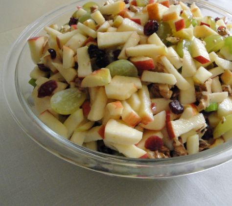 This recipe comes from the 2002 cookbook, Cranberry Cooking for All Seasons, but has been tweaked a little! Waldorf Salad Recipe, Waldorf Salad, Salad Dishes, Eat Salad, Kinds Of Salad, Potluck Recipes, Green Grapes, Salad Bar, How To Cook Quinoa