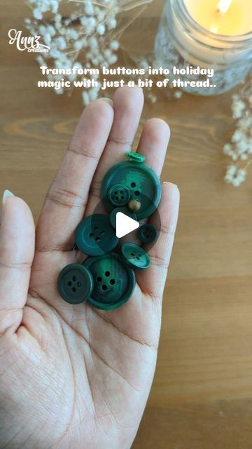 Annzcreations on Instagram: "Want to add a personal touch to your Christmas decor? Try this easy button DIY!  #christmasdecor #diychristmas #buttons #easydiy #holidaydecor #christmastree #instadaily #christmascheer #artistsoninstagram #bestofchristmasss #buttoncrafts #diy #handmade" Christmas Tree Button Ornament, Button Art Projects Free Pattern, Button Christmas Crafts, Button Ornaments Diy, Crafts With Buttons, Christmas Button Crafts, Button Tree Art, Diy Button Crafts, Diy Door Knobs