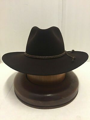 Stetson Hats Mens, Felt Chocolate, Cowboy Clothes, Stetson Cowboy Hats, Mens Vintage Vest, Sombrero Cowboy, Duckbill Cap, Mens Dress Hats, Men's Cap