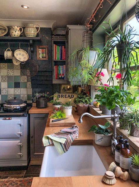 Eccentric Kitchen, Casa Vintage, Aesthetic Rooms, House Room, Dream Decor, Pretty House, Dream Rooms, Dream House Decor, My New Room