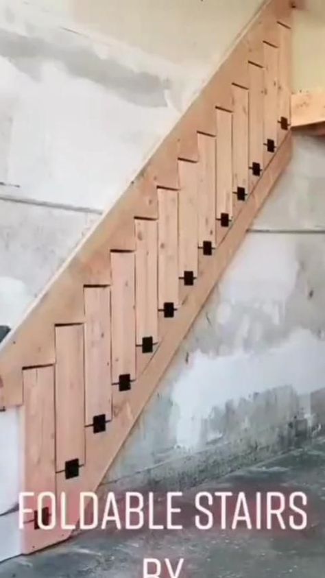 Foldable Stairs, Diy House Renovations, Home Stairs Design, Wood Stairs, Window Dressing, Diy Home Repair, House Stairs, Dressing Room Design, Diy Furniture Couch