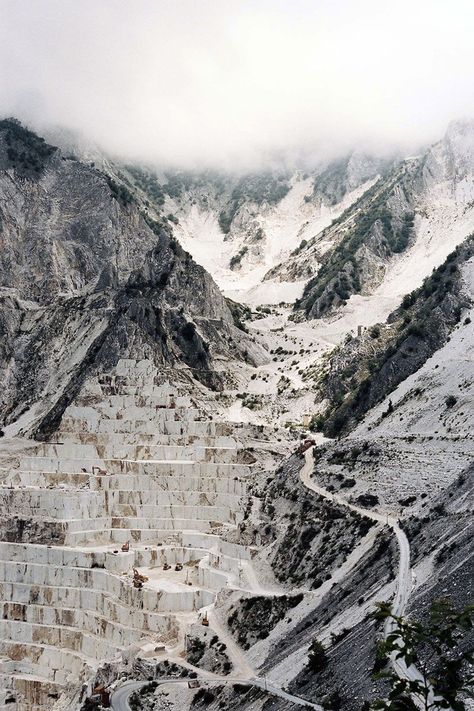 Stone Quarry, Northern Italy, Wonders Of The World, Places To See, Travel Inspiration, Places To Go, Beautiful Places, Travel Photography, The Globe