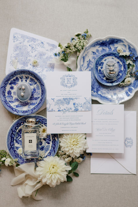 Toile Chinoiserie Wedding Design Blue and White Blue And White Wedding Theme Decor, Blue And White Wedding Aesthetic, Blue And White Porcelain Wedding, Blue And White Spring Wedding, Coastal Blue Wedding Color Palettes, Wedding Invitations Blue And White, Blue And Beige Wedding, Blue And White Wedding Florals, Blue And White China Wedding