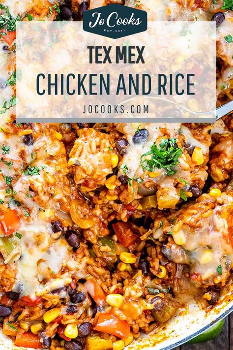 Mexican Chicken Rice Recipes, Texmex Rice Recipe, Chicken Thigh One Pot Recipe, Tex Mex Dinner Ideas, Chicken Thigh Rice Recipes, Tex Mex Christmas Dinner, Chicken Rice Mexican, Chicken Thighs Dinner Recipes, Chicken Rice Veggies Dinners