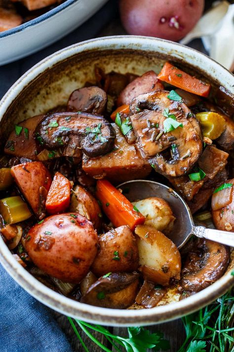 Hearty and delicious, this vegan Vegetable Stew is made with a rich flavorful homemade broth and tender veggies. Gluten-free. Cooking Like A Chef, Irish Lamb Stew, Vegetable Stew Recipe, Homemade Broth, Vegetarian Stew, Feasting At Home, Salty Recipes, Winter Veggies, Vegetarian Soups