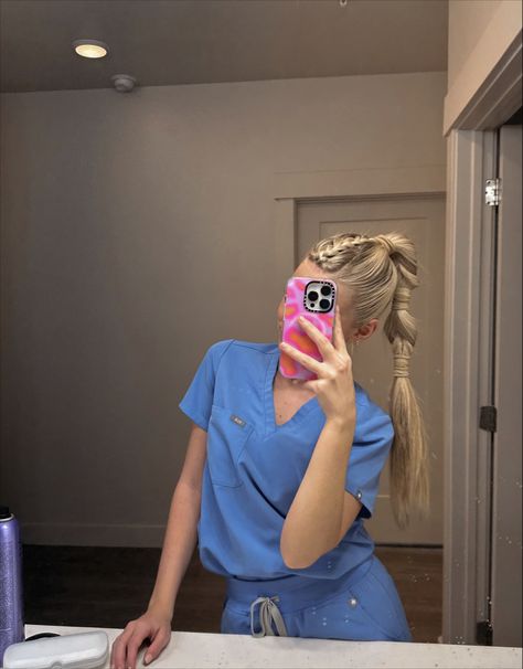 Er Nurse Hairstyles, Nurse Looks Hair, Nurse Hairstyles Scrubs Easy, Hair Styles For Nurse, Hair For Nurses Hairstyles, Hospital Hairstyles, Cna Hairstyles, Nursing Hair, Hospital Hairstyles Work