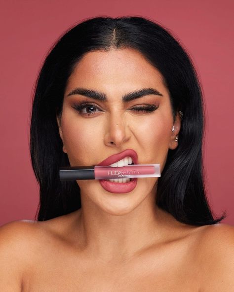 Lipstick Photoshoot, Huda Beauty Matte Lipstick, Ig Makeup, Lips Gloss, Huda Kattan, Lash Designer, Liquid Matte Lipstick, Wealthy Women, Matte Lipsticks