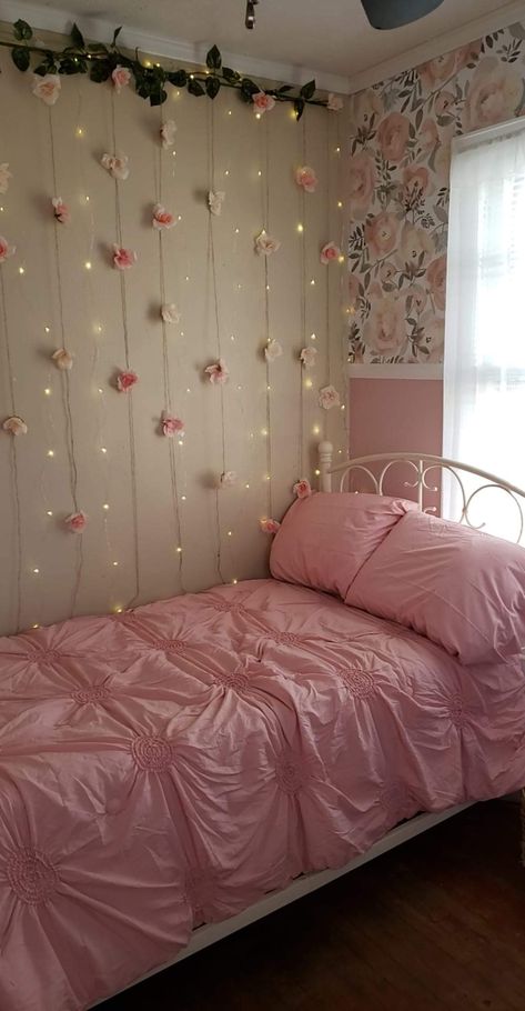 Girly Room Ideas For Teens, Angel Core, Girly Room Decor, Hostel Room, Easy Room Decor, Diy Room Decor For Teens, Easy Diy Room Decor, Pixie Hollow, Cute Diy Room Decor