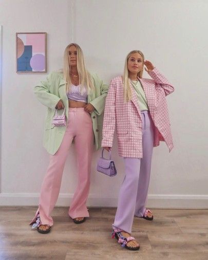 Mode Pastel, Green Outfits, Color Blocking Outfits, Pastel Outfit, Pastel Fashion, Colour Blocking, Outfit Trends, Mode Inspo, Pink Outfits