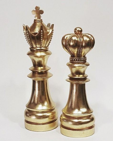 Chess King And Queen, King Chess Piece, Queen Chess, Queen Chess Piece, Chess King, Chess Set Unique, Chess Queen, Library Art, Modern Library