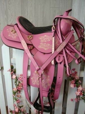 Pink Saddle, Pink Horse, Tout Rose, Pink Images, I Believe In Pink, Pink Cowgirl, Pink Life, Pink Power, Tickled Pink