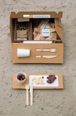 daily inspiration clever packaging Restaurant Packaging, Package Food, Takeaway Packaging, Food Box Packaging, Picnic Box, Food Boxes, Packaging Design Trends, Webdesign Inspiration, Eco Packaging