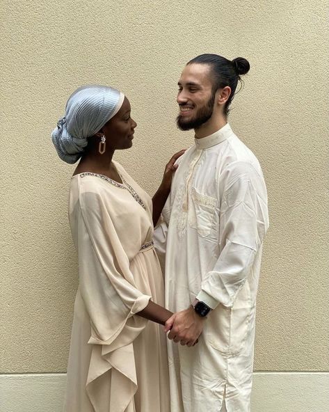 Successful Women Style, Mixed Race Couple, Swirl Couples, Beatiful People, Interacial Couples, Mixed Couples, Muslim Family, Me And Bae, Love In Islam