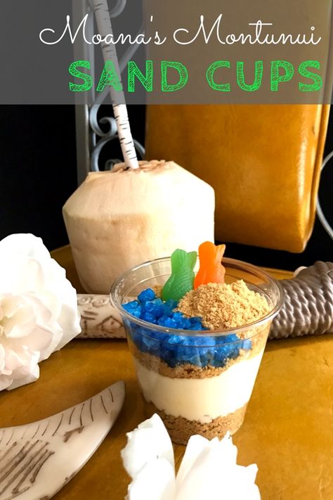 Pixar Recipes, Moana Movie Night, Luau Party Desserts, Movie Night Package, Friends At Disney, Movie Activities, Disney Camp, Theme Dinners, Themed Meals