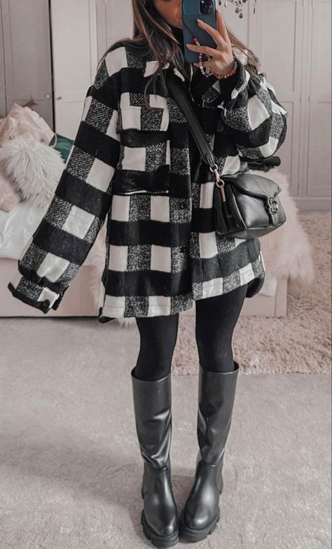 Checker Shirt Outfit, Checkered Shirt Outfit, Aesthetic Outfits For School, Outfits Dr, Aesthetics Outfits, Style Inspiration Winter, Checkered Shirt, Cold Weather Outfits, Autumn Outfit