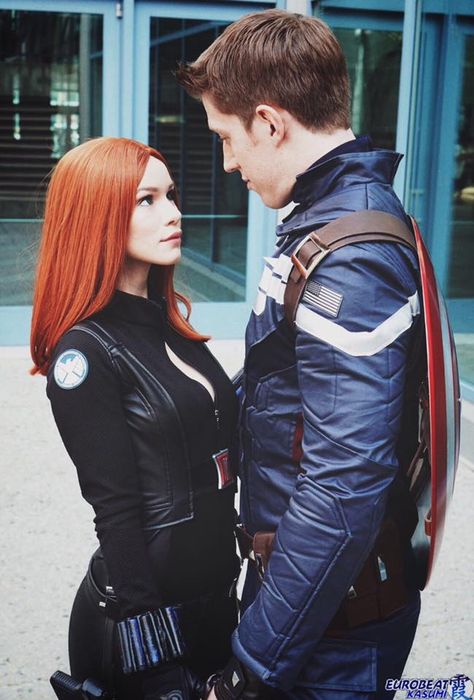 Black Widow & Captain America, Macy Rose Cosplay Marvel Couple, Pink Astestic, Superhero Couples Costumes, Black Widow Captain America, Rose Cosplay, Marvel Halloween Costumes, Digimon Characters, Black Widow Costume, Black Widow Cosplay