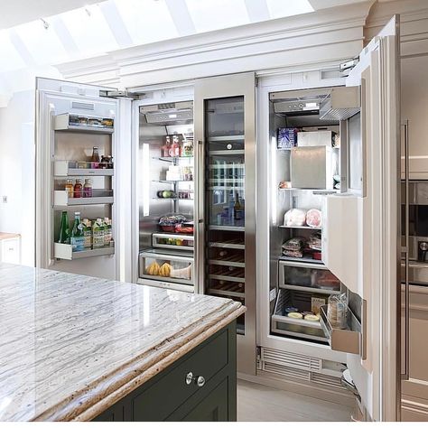 Inspire Me Home Decor Dream Refrigerator, Billionaire House, Dream Fridge, Catering Kitchen, Kitchen Ikea, Minimalist Dekor, Interior Design Minimalist, Decor Eclectic, Prep Kitchen