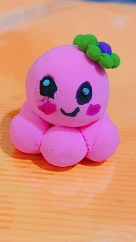 Cute clay octopus Cute Clay Ideas, Octopus Light, Clay Octopus, Light Clay, Cute Clay, Clay Ideas, Clay Crafts, Octopus, Quick Saves