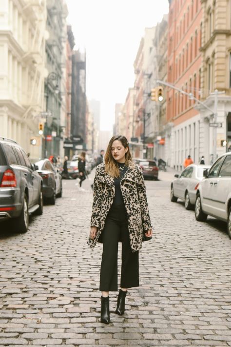 Nyc Soho photo shoot, cobblestone streets. Cobblestone Photoshoot, City Fashion Shoot, Merch Shoot, Nyc Shoot, Outdoor Fashion Photography, Shoot Moodboard, West Village Nyc, Nyc Photoshoot, App Inspiration