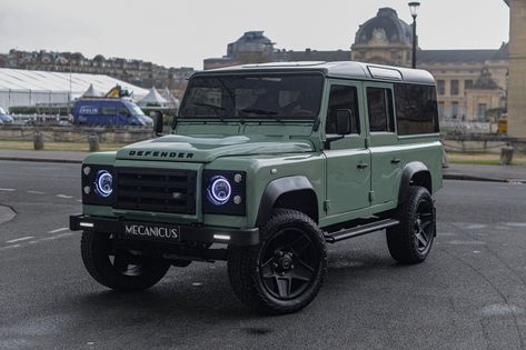 2000 Land Rover Defender - 110 TD5 Pirelli Tires, Beige Interior, Land Rover Defender 110, Defender 110, French Army, Bespoke Interiors, Sell Car, Green Interiors, Transfer Case