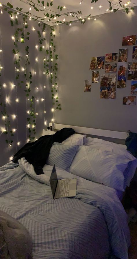 lights & leaves from amazon / bed set from amazon / printed photos free from freeprints Aesthetic Room Leaves, A Steric Room Ideas, Asthmatic Bedroom, Asthetic Beds For Teens, Aesthetic Bed Photos, Aethstetic Bedroom Ideas, Bed Astethic, Room Athstetic, Bedroom Ashestic