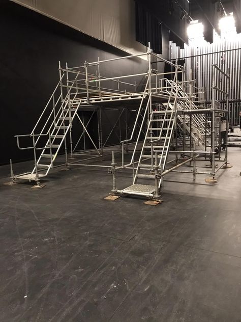 Scaffolding Stage Design, Scaffolding Design, Underground Club, Church Conversions, Set Design Theatre, Stage Set Design, Theatre Stage, Black Garden, Motion Graphics Design