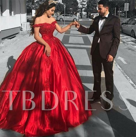 Cinderella Ballgown, Red Satin Prom Dress, Pageant Dresses For Teens, Evening Dresses Uk, Satin Ball Gown, Princess Prom Dresses, Elegant Bridesmaid Dresses, Red Wedding Dresses, Ball Gowns Evening