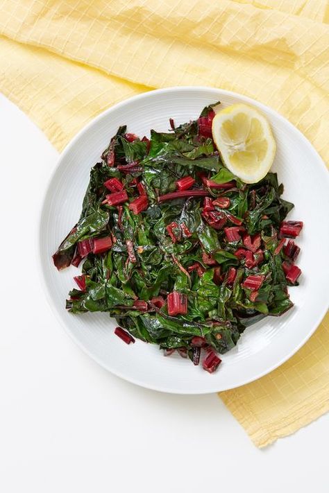 35+ Easy Vegetable Side Dishes - Top Vegetable Recipes for Thanksgiving Sides Beet Leaf Recipes, Beet Greens Recipe, Chard Recipes Healthy, Beet Green Recipes, Beet Leaves, Swiss Chard Recipes Easy, Rainbow Chard Recipes, Sauteed Beet Greens, Thanksgiving Vegetables Side Dishes