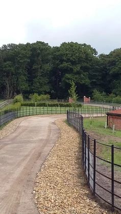 Garden Wall, Traditional Design, Fence, Country Roads, Design