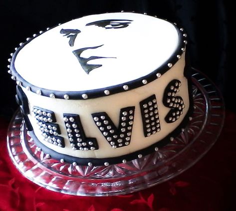 Elvis Birthday cake - cake by Jenn Szebeledy ( Cakeartbyjenn_ ) Elvis Birthday Cake, Elvis Birthday Party, Elvis Presley's Birthday, Happy Birthday Elvis, Elvis Cakes, Elvis Presley Cake, Elvis Birthday, Rock Cake, Fondant Cookies