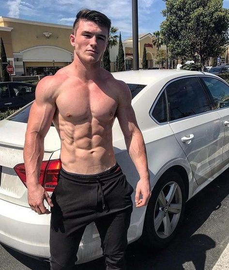 They're here! 🖤 Click on the photo for a few more 😉 #gorgeous #muscular #men Guy Selfies, Muscle Hunks, Muscular Men, Shirtless Men, Guy Pictures, Men Boys, Good Looking Men, Perfect Man, Muscle Men