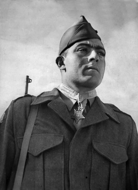 In the darkness of October 24, 1942, the Japanese launched a terrifying night attack on the Marines dug in on Guadalcanal. Amidst the chaos, Sgt. John Basilone, known as “Manila John” due to his service in the Philippines, remained calm and collected. He tirelessly repositioned heavy machine guns, assisted gunners in clearing jams, and inspired ... Read more John Basilone, Iwo Jima, Medal Of Honor, Us Marines, In The Darkness, The Chaos, The Darkness, Personal Photo, Military History