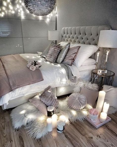 Cozy bedroom; pink bedroom ideas; cozy teen girl bedroom; #bedroomdesigns #bedroomideas Comfortable Bedroom Decor, Design Ložnic, Baby Music, Comfortable Bedroom, Green Water, Trendy Bedroom, Gray Bedroom, Black Party, Dream Rooms