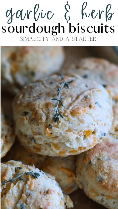 Butter, flaky sourdough biscuits, now bursting with flavor! Each bite of these Sourdough Garlic and Herb Biscuits will be met with melty cheese, fresh herbs, and rustic garlic. It's the easiest and tastiest way to add bread to any meal in no time. Herb Biscuits, Chive Biscuits, Sourdough Biscuits, Recipe Using Sourdough Starter, Sourdough Starter Discard Recipe, Easy Sourdough, Homemade Sourdough Bread, Sourdough Starter Recipe, Garlic Cheese