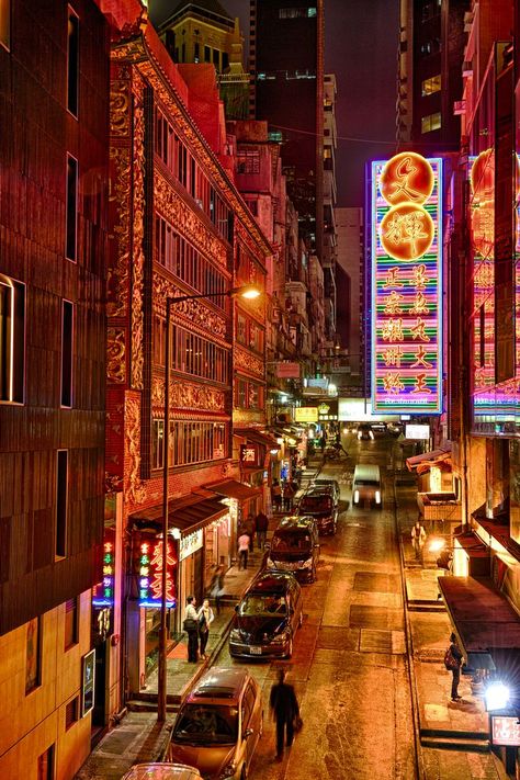 Neon Cityscape, China Cities, Hong Kong Architecture, Hong Kong Night, Macau Travel, Cyberpunk Aesthetics, Neon Cyberpunk, Central Hong Kong, City Lights At Night