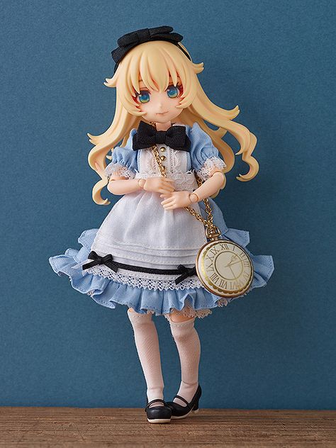 Alice In Wonderland Figurines, Alice In Wonderland Doll, Alice Anime, Anime Figurines, Adventures In Wonderland, Anime Dolls, Hair Decorations, Good Smile, Cat Girl