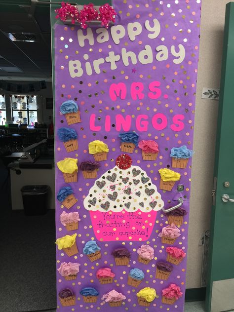 Teacher Surprise Birthday, Birthday Door Decorations Teacher, Teacher Birthday Decoration Ideas, Teacher Birthday Door Decorations, Teacher Birthday Ideas From Students, Teacher Birthday Party In Classroom, Room Parent Gifts From Teacher, Happy Birthday Teacher From Students, Teacher Birthday Gifts From Students