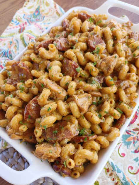 Cajun Pastalaya (Jambalaya Pasta with Sausage and Chicken) Cajun Pastalaya, Pastalaya Recipe, Potatoes Dishes, Cajun Pasta Recipes, Jambalaya Pasta, South Your Mouth, Pasta With Sausage, Cajun Pasta, Cajun Dishes