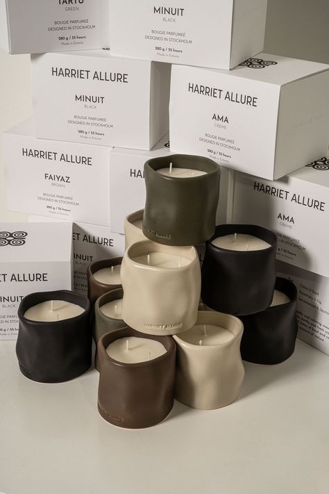 Lifestyle brand Harriet Allure features aromatic candles that are rooted in a fondness for home, beckoning for one’s presence in the moment. Home Personalization Ideas, Aesthetic Candle Photography, Crafting Business Ideas, Cool Candles Aesthetic, Candle Brand Aesthetic, Candles Advertising, Candle Scent Ideas, Candle Business Aesthetic, Homeade Candles