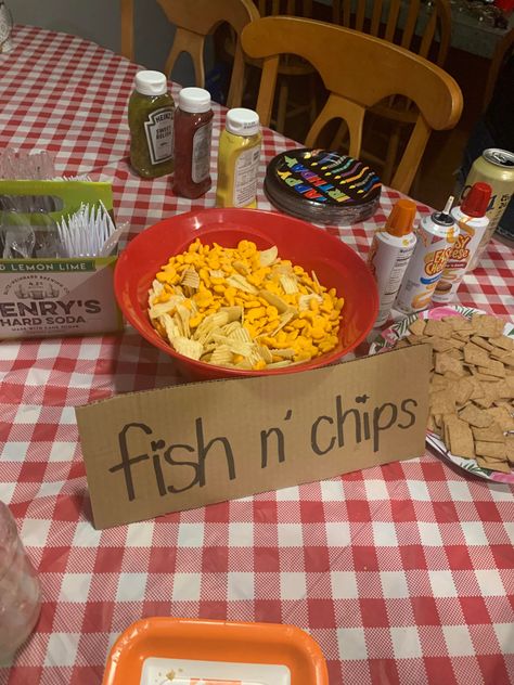 Hillbilly Food, Trailer Trash Party, Hillbilly Party, Tacky Christmas Party, Theme Snack, Trash Party, Holiday Soiree, Food Funny, Trailer Park